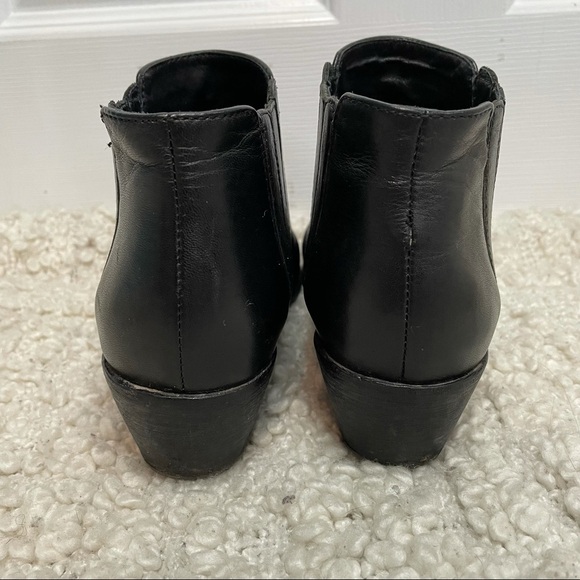 JOIE Barlow Black Leather Booties Heeled Ankle Chelsea Style Boots 37 - Picture 3 of 10